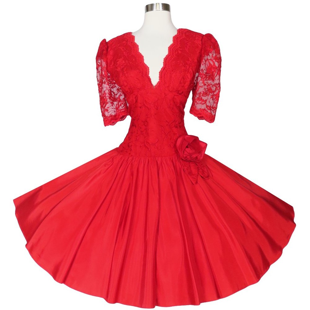 Vintage 80s Red Lace Taffeta Full Circle Skirt Puff Sleeve Prom Party Dress M